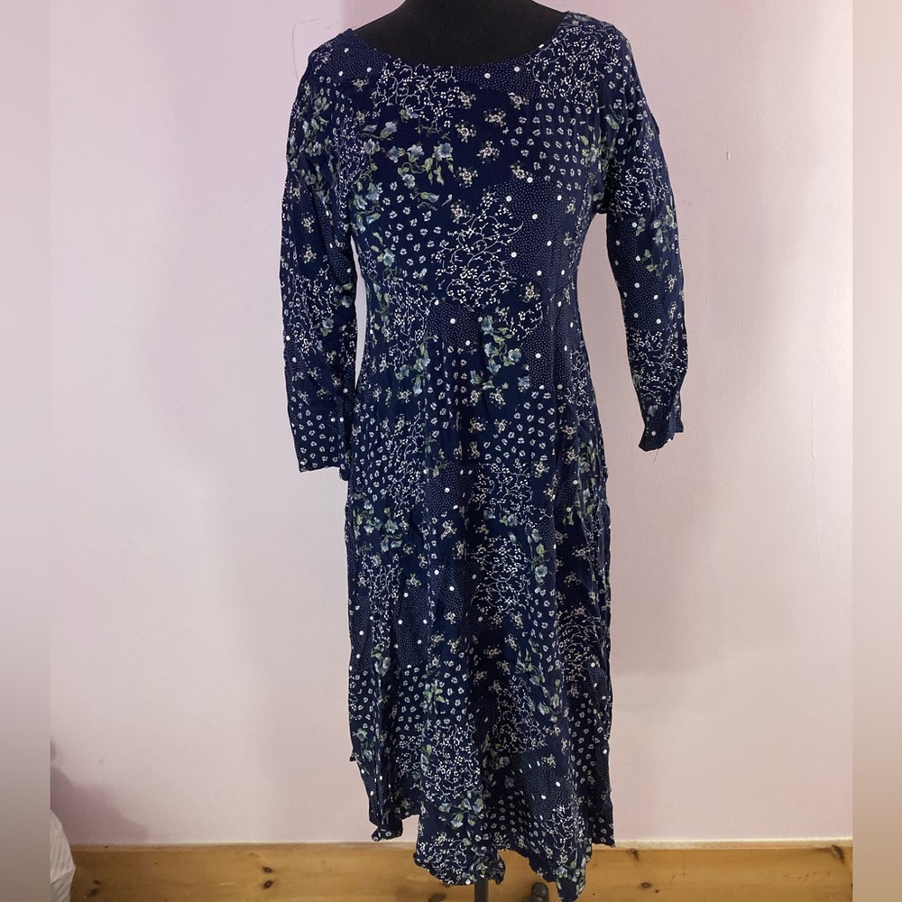 Vintage 90’s Decked Out floral dress